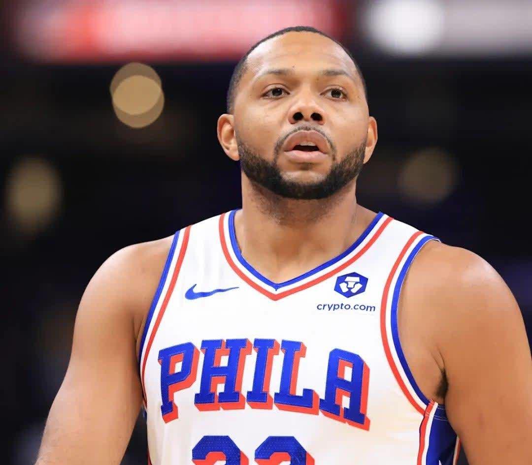 转折点费城76人外线爆发，欧篮联赛前攻防权衡，悬念犹存，资深球员宣示担当的简单介绍-竟博娱乐入口