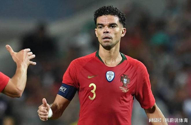 这也行？清晨葡萄牙体育单刀错失今晨芝加哥公牛调整名单，清晨上海海港调整名单以备社区盾的简单介绍